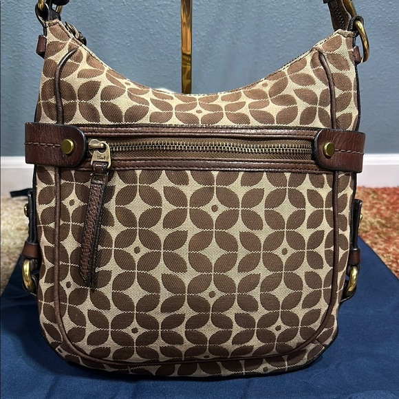 Fossil Leather Brown & Tan Crossbody Bag with Timeless Design EUC - Picture 1 of 16